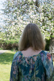 SILK FLORAL TOP WITH BLOUSON HEM & TIE AT BACK NECK