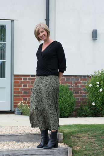 LEOPARD PRINT MIDI SKIRT