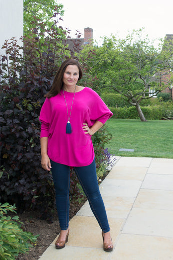 PLAIN FRONT ROUND NECK CURVED HEM JUMPER WITH BUTTON BACK