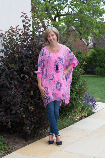 PALM PRINT LONG LINE ASYMETRIC SILK TOP WITH JERSEY CUFF