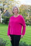 RIBBED  FRONT JUMPER WITH ROUND NECK AND TWO FRONT POCKETS