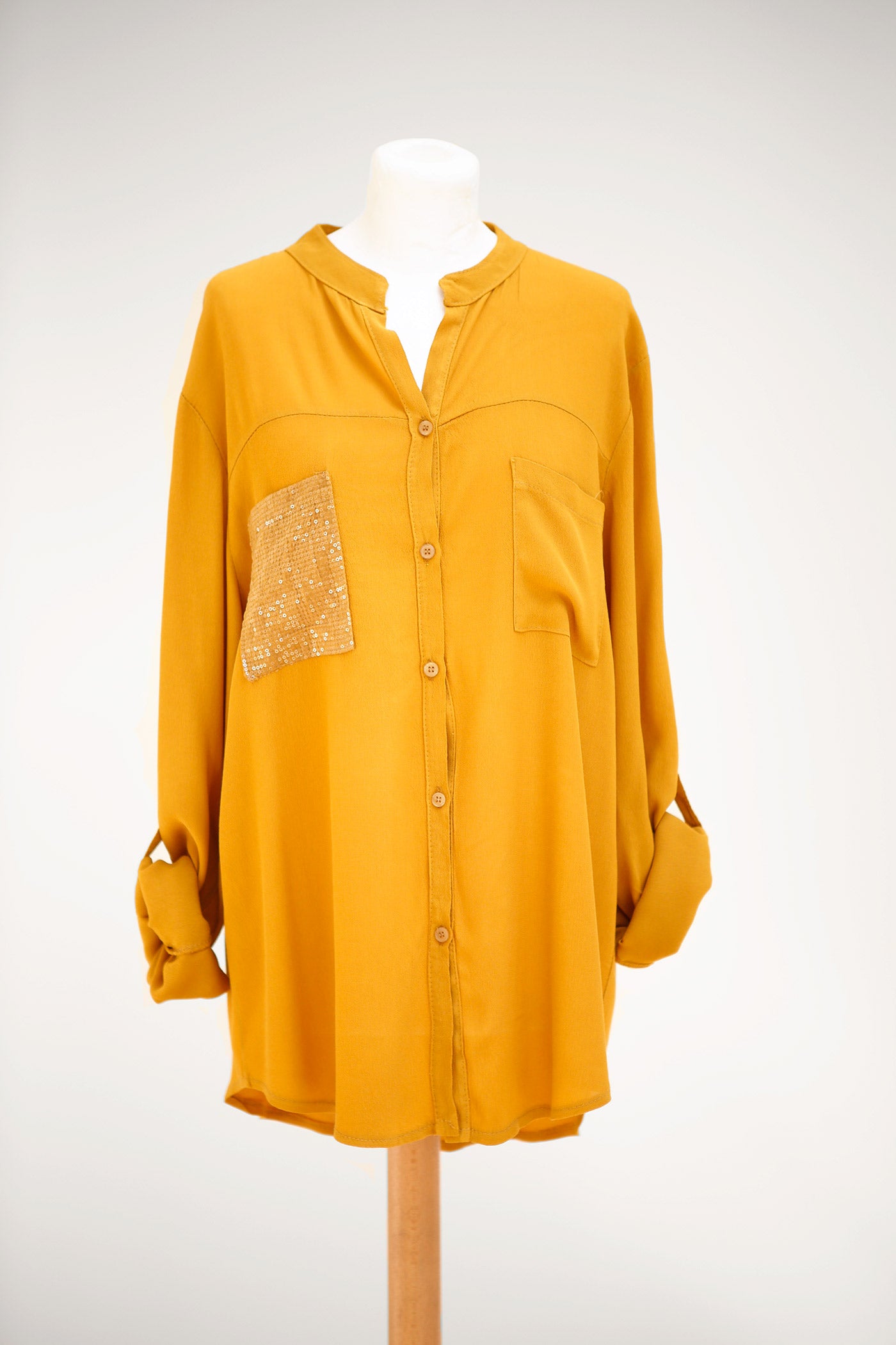 MANDARIN COLLAR SHIRT WITH SEQUIN POCKET